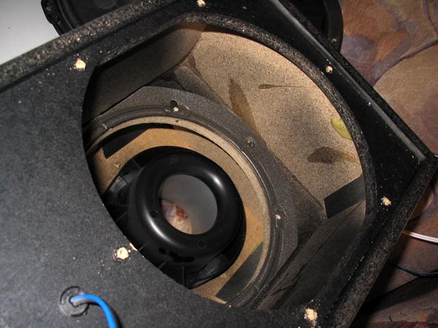  ( -   )   Aiwa NSX-SZ73 -- >  